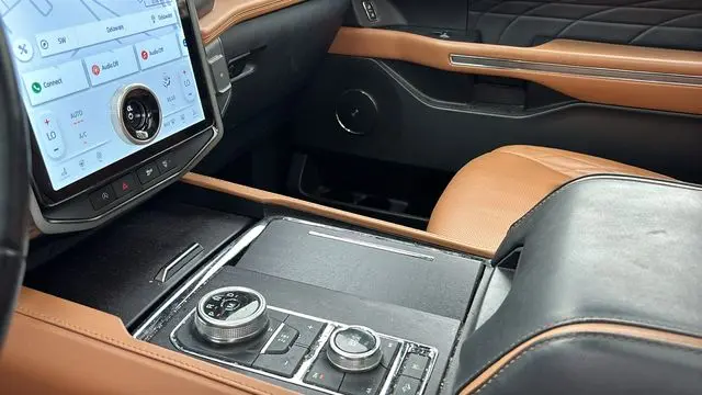 2023 Ford Expedition MAX Platinum