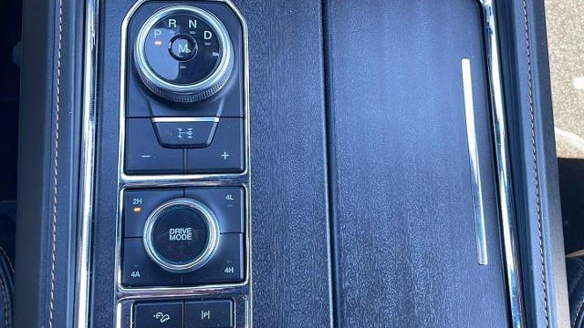 2023 Ford Expedition MAX Platinum