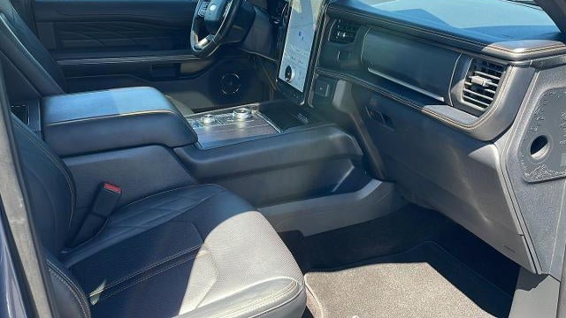2023 Ford Expedition MAX Platinum