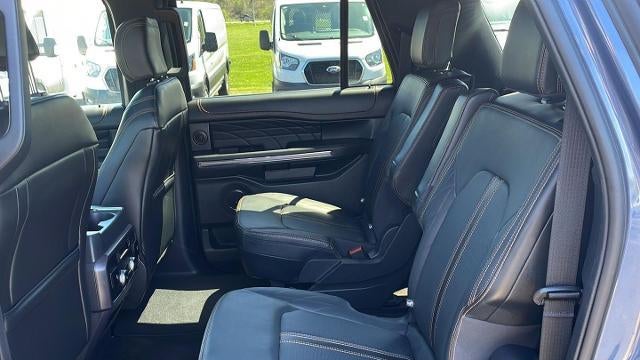 2023 Ford Expedition MAX Platinum