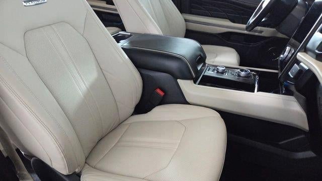 2024 Ford Expedition MAX Platinum