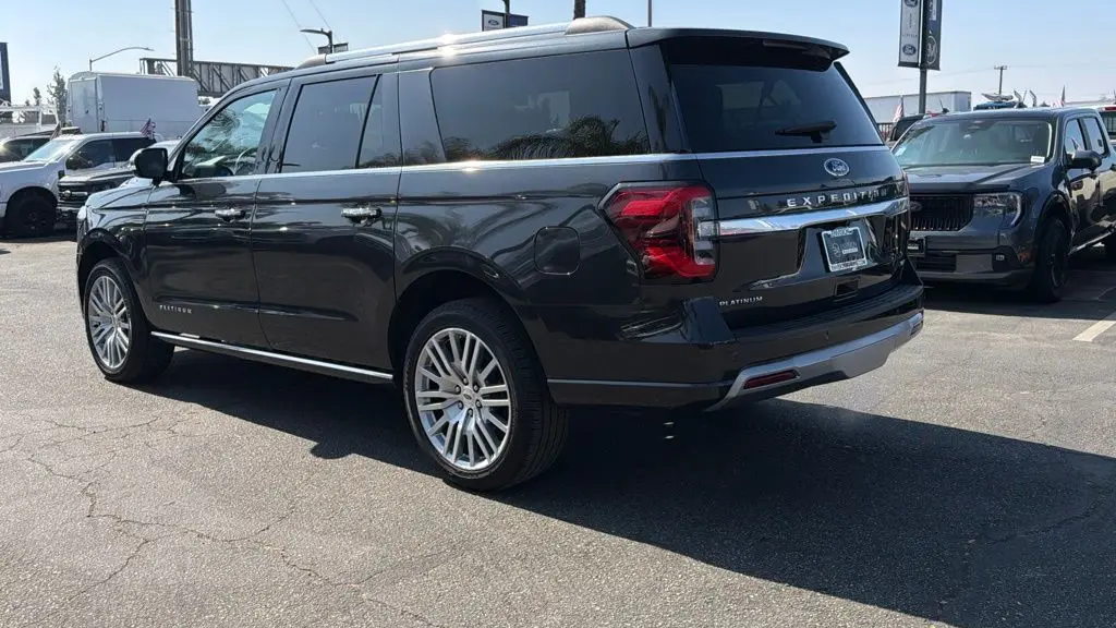 2024 Ford Expedition MAX Platinum