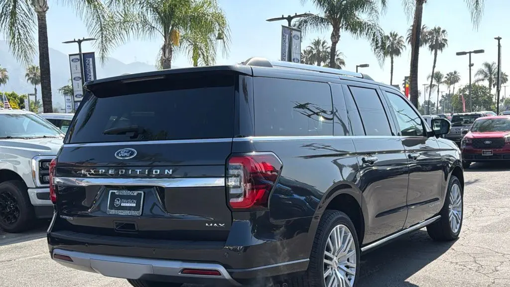 2024 Ford Expedition MAX Platinum