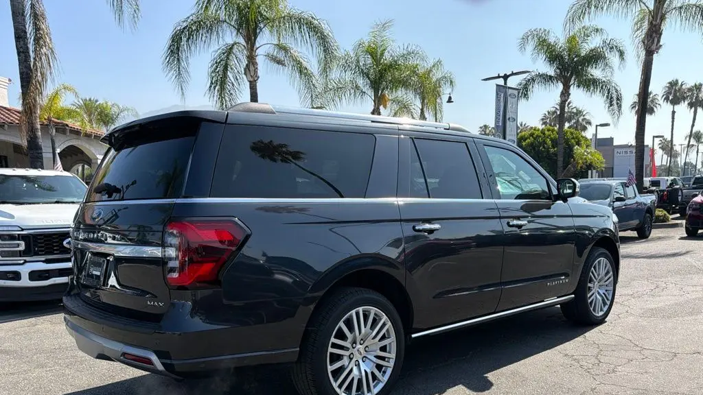 2024 Ford Expedition MAX Platinum