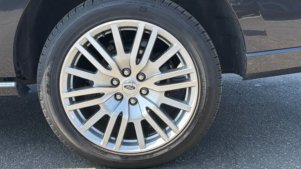 2024 Ford Expedition MAX Platinum