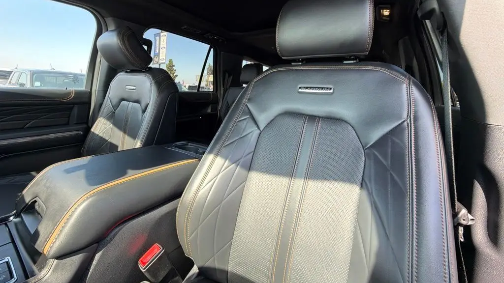 2024 Ford Expedition MAX Platinum