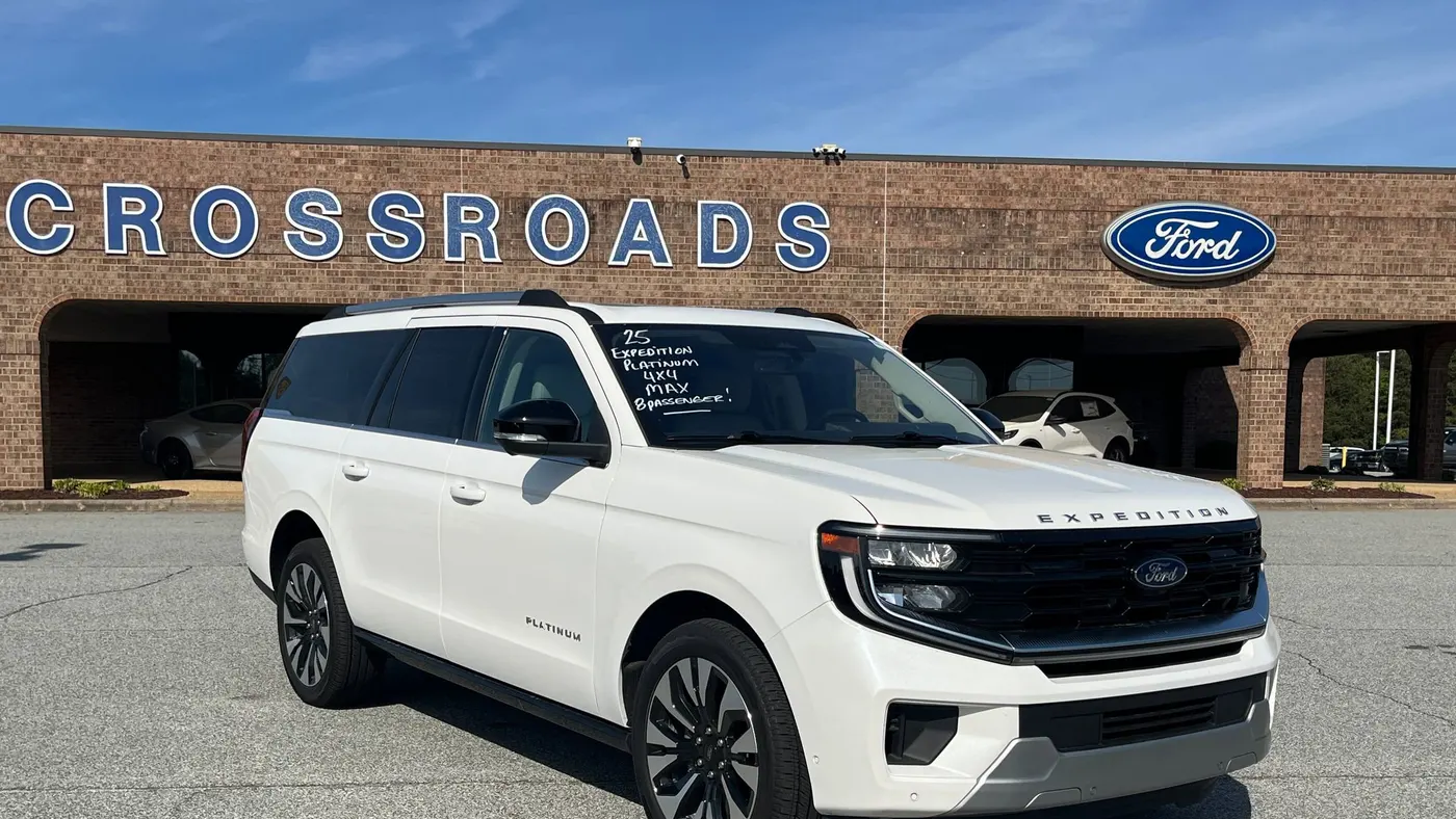 Preowned 2025 Ford Expedition MAX Platinum for Sale