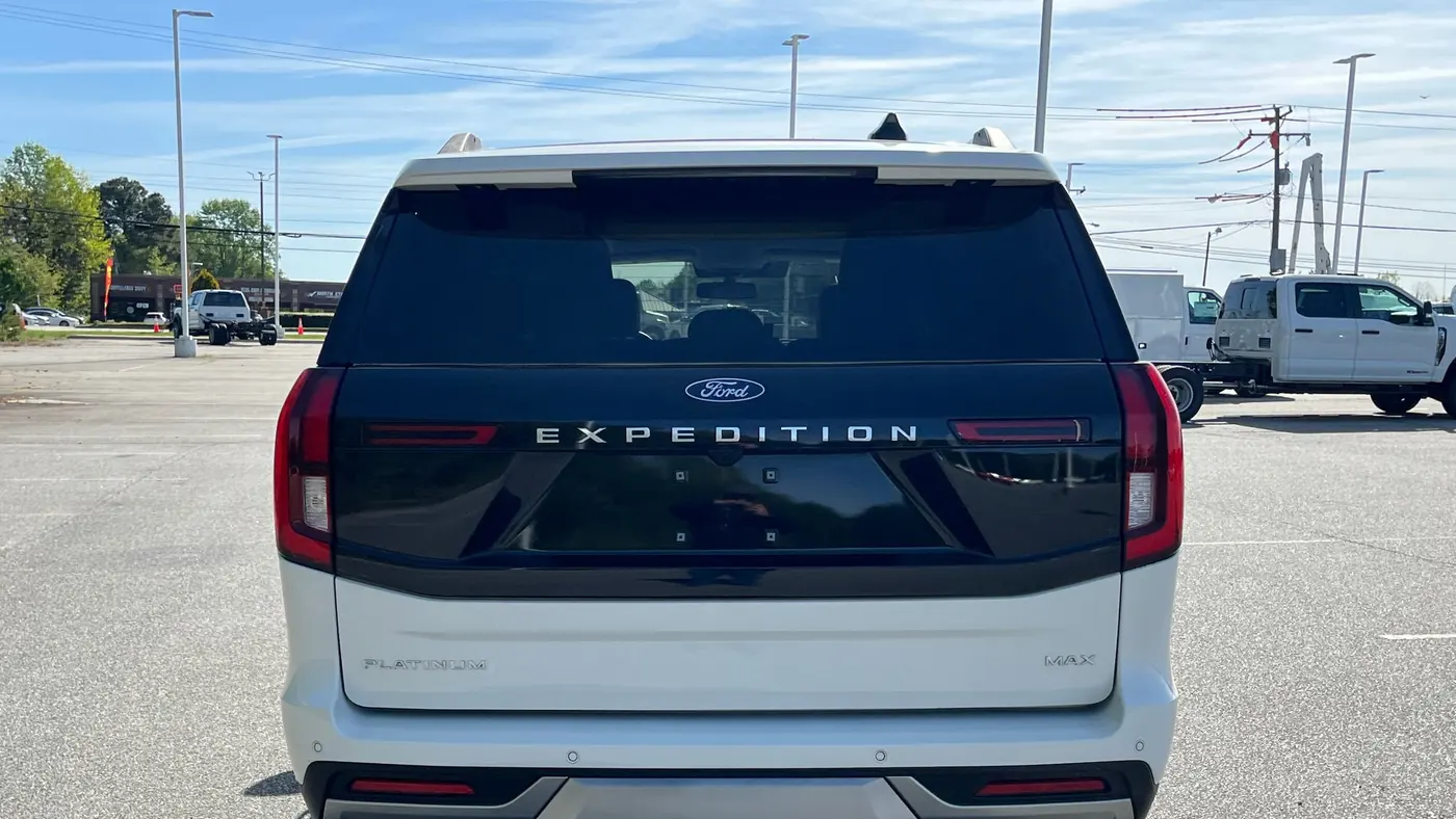 2025 Ford Expedition MAX Platinum