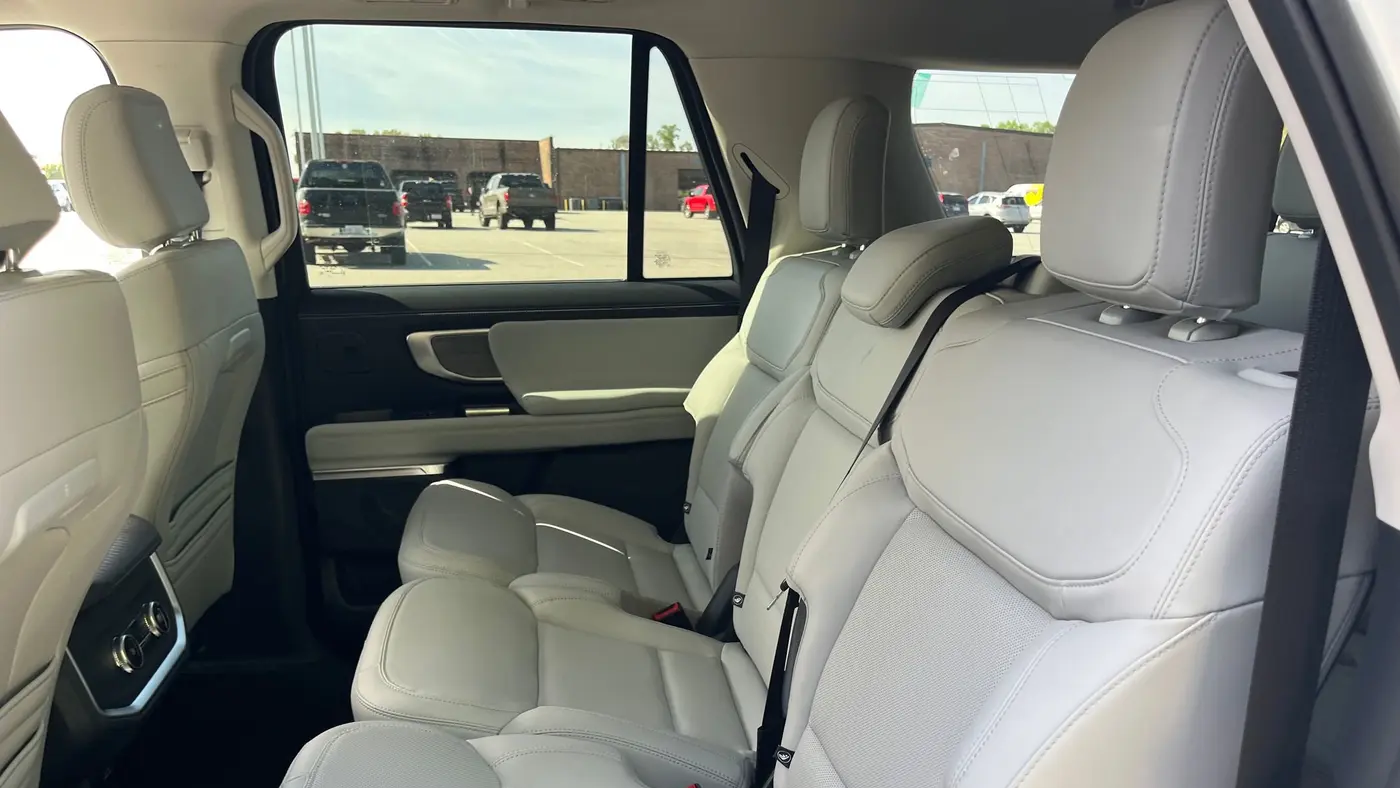 2025 Ford Expedition MAX Platinum