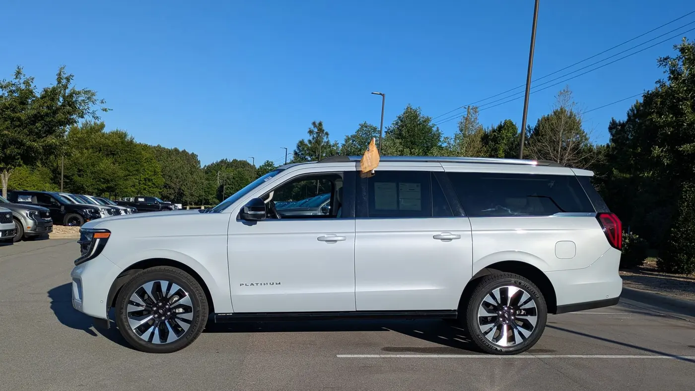 2025 Ford Expedition MAX Platinum