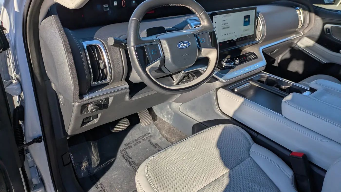 2025 Ford Expedition MAX Platinum