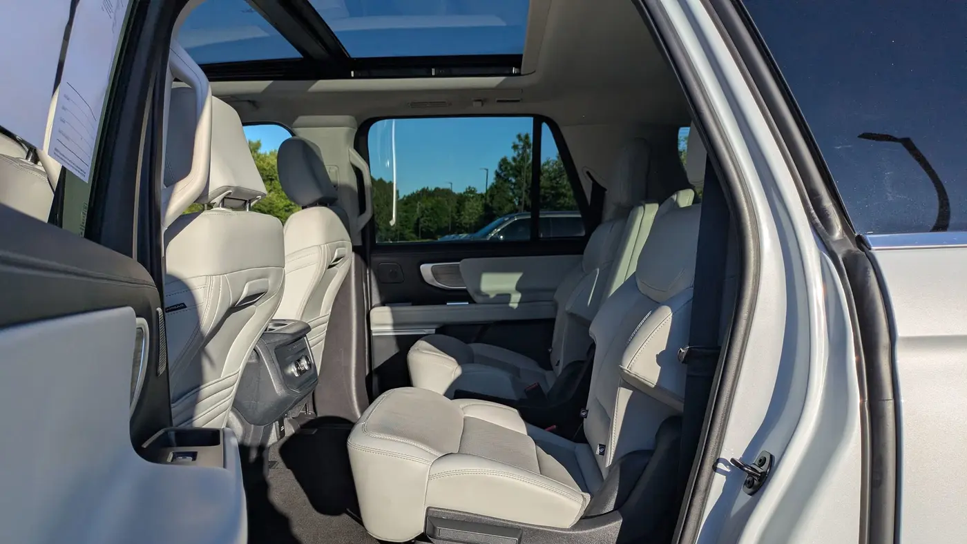 2025 Ford Expedition MAX Platinum