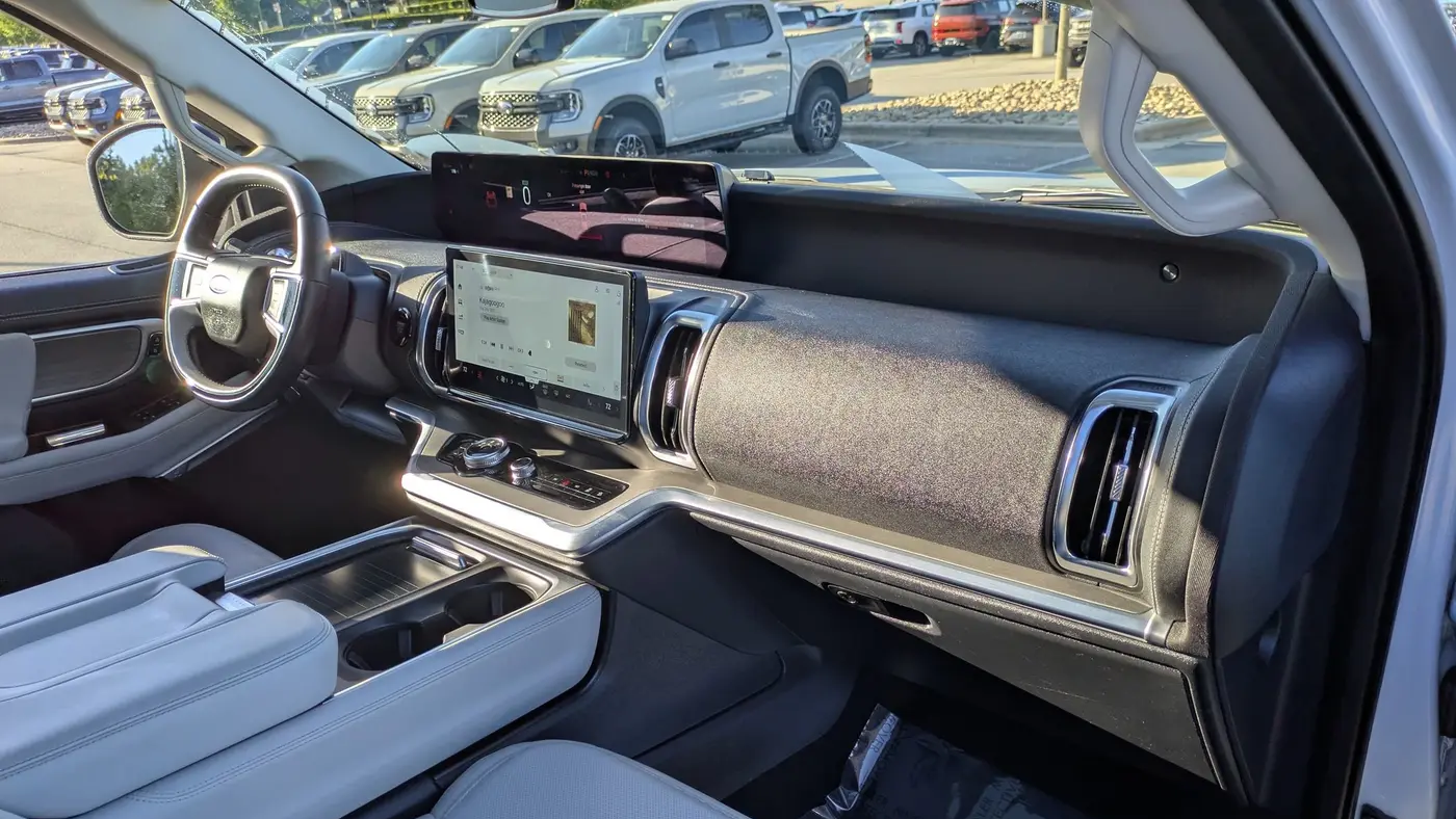 2025 Ford Expedition MAX Platinum