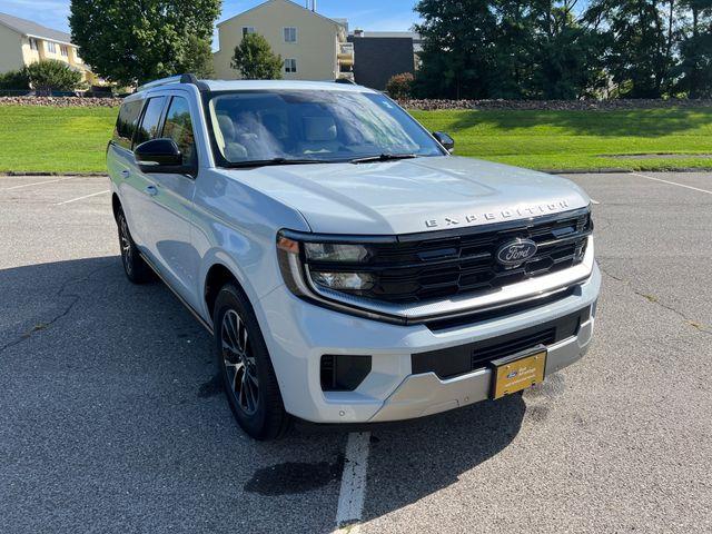 2025 Ford Expedition MAX Platinum — photo 1 of 12