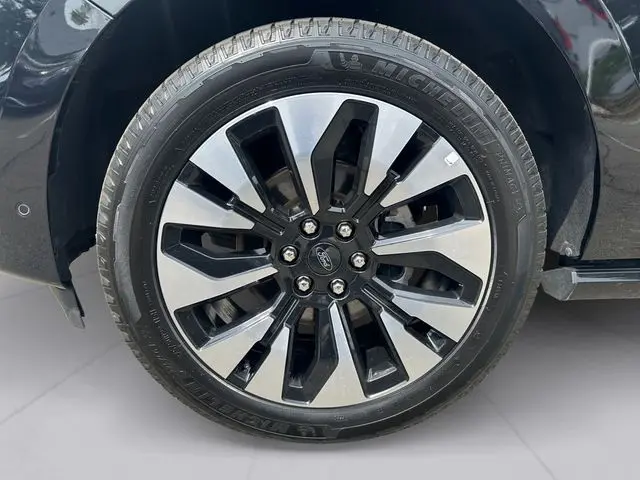 2025 Ford Expedition - $66,600
