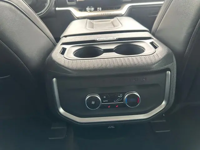 2025 Ford Expedition - $66,600
