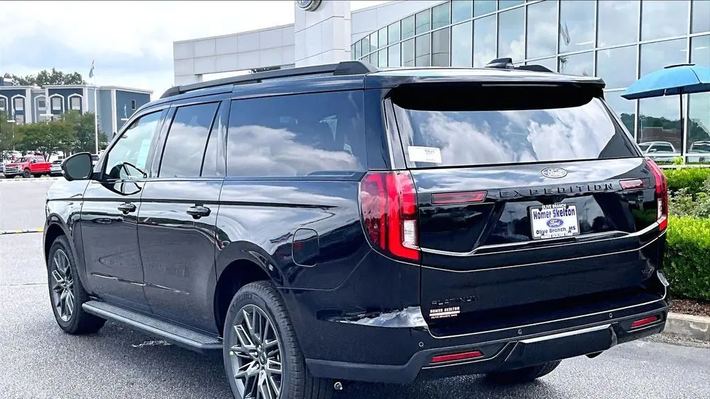 2026 Ford Expedition MAX Platinum