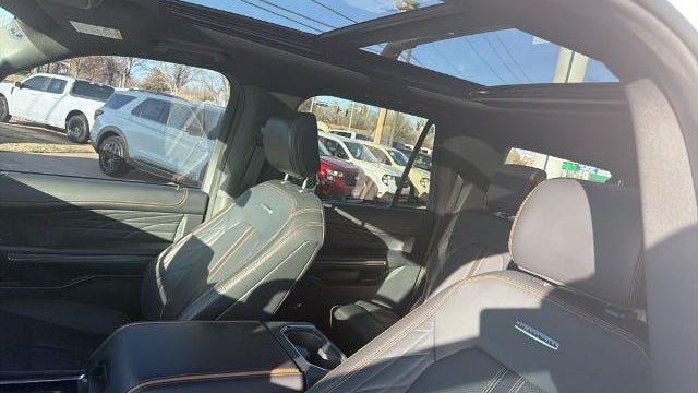 2023 Ford Expedition MAX Platinum