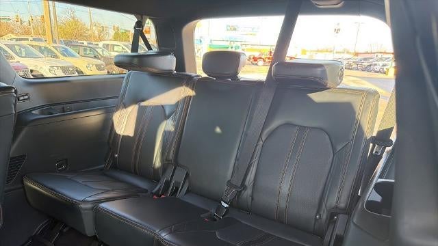 2023 Ford Expedition MAX Platinum