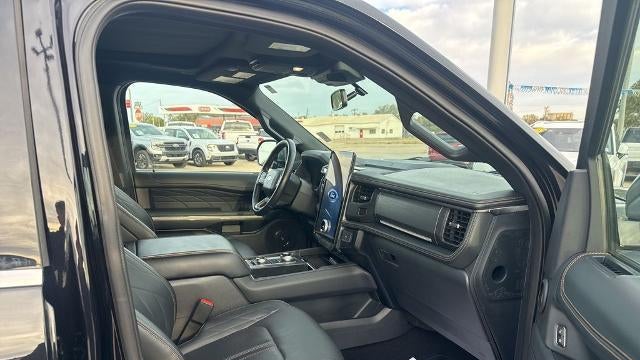2024 Ford Expedition MAX Platinum