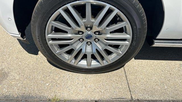 2024 Ford Expedition MAX Platinum