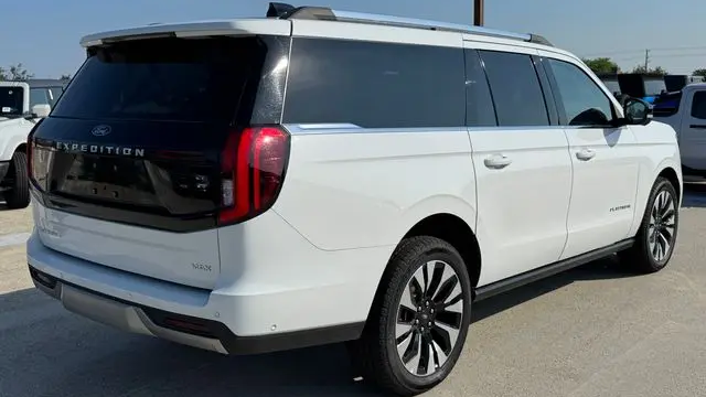 2025 Ford Expedition MAX Platinum