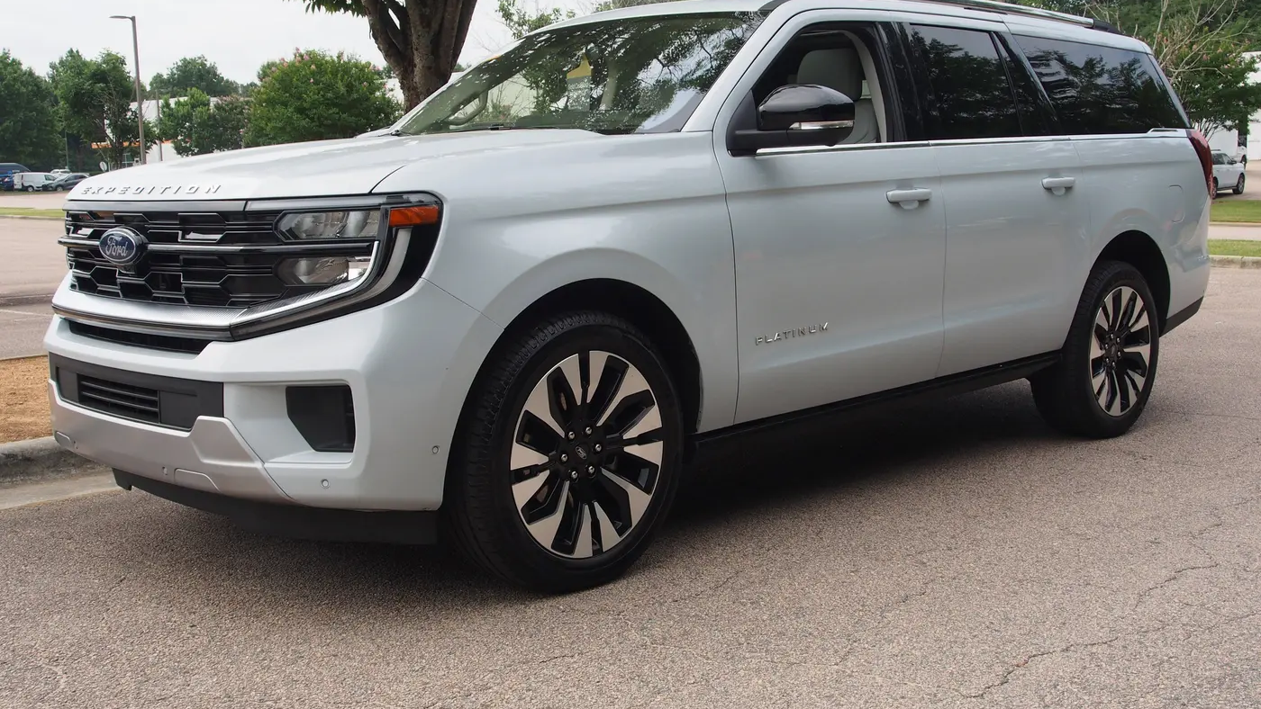 2025 Ford Expedition MAX Platinum