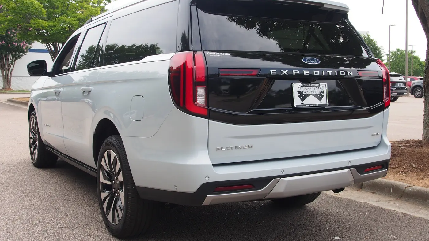 2025 Ford Expedition MAX Platinum
