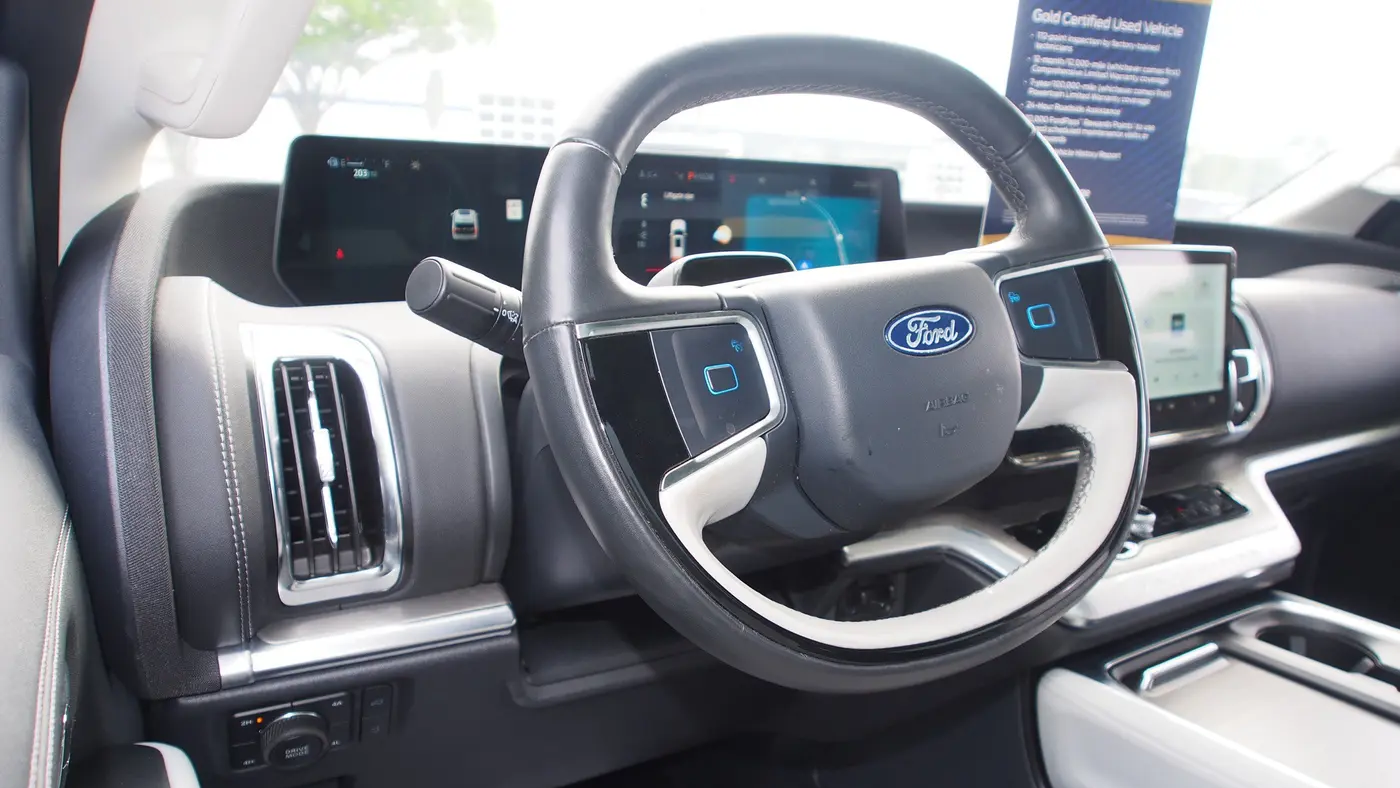2025 Ford Expedition MAX Platinum