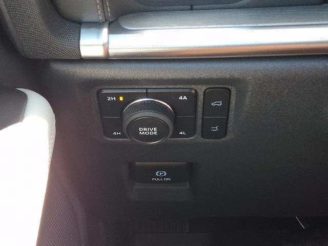 2025 Ford Expedition - $69,500