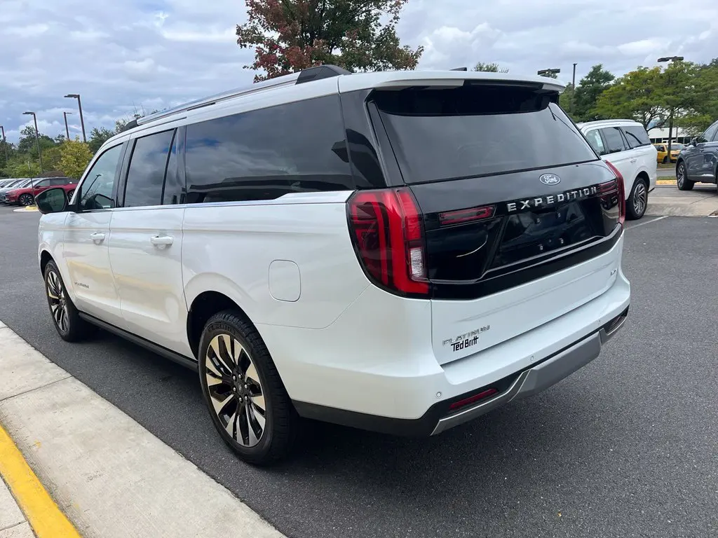 2026 Ford Expedition - $70,001