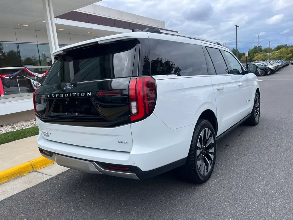 2026 Ford Expedition - $70,001