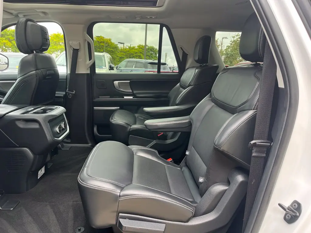 2026 Ford Expedition - $70,001