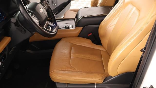2023 Ford Expedition MAX Platinum