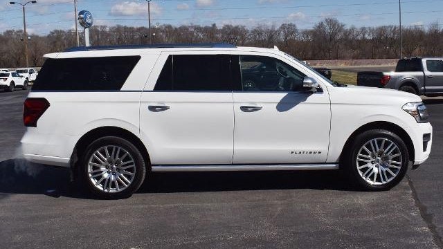 2023 Ford Expedition MAX Platinum