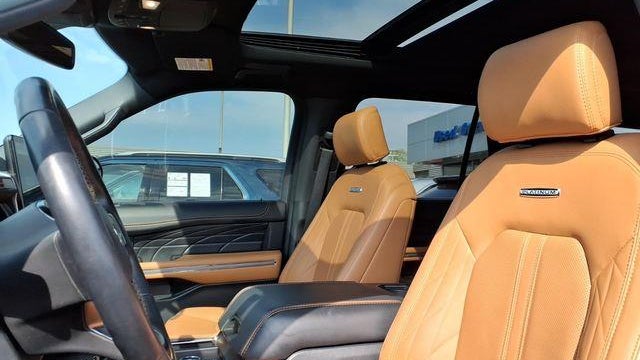 2024 Ford Expedition MAX Platinum