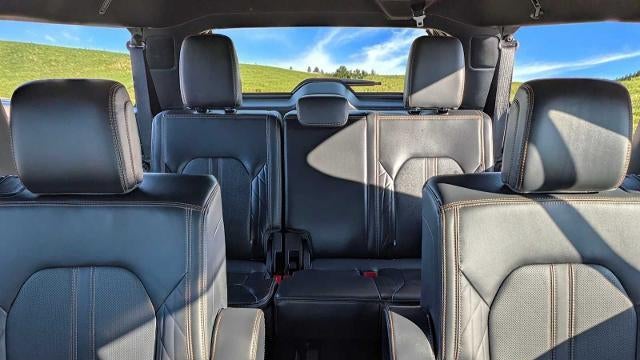 2024 Ford Expedition MAX Platinum