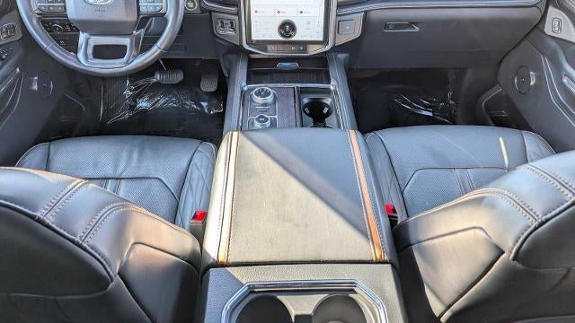 2024 Ford Expedition MAX Platinum