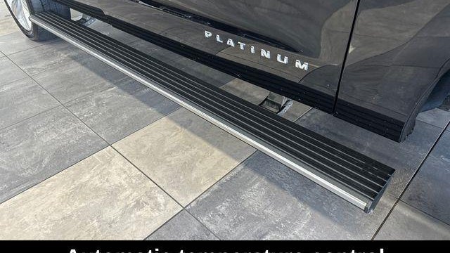 2024 Ford Expedition MAX Platinum