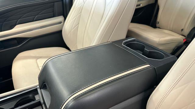 2024 Ford Expedition MAX Platinum