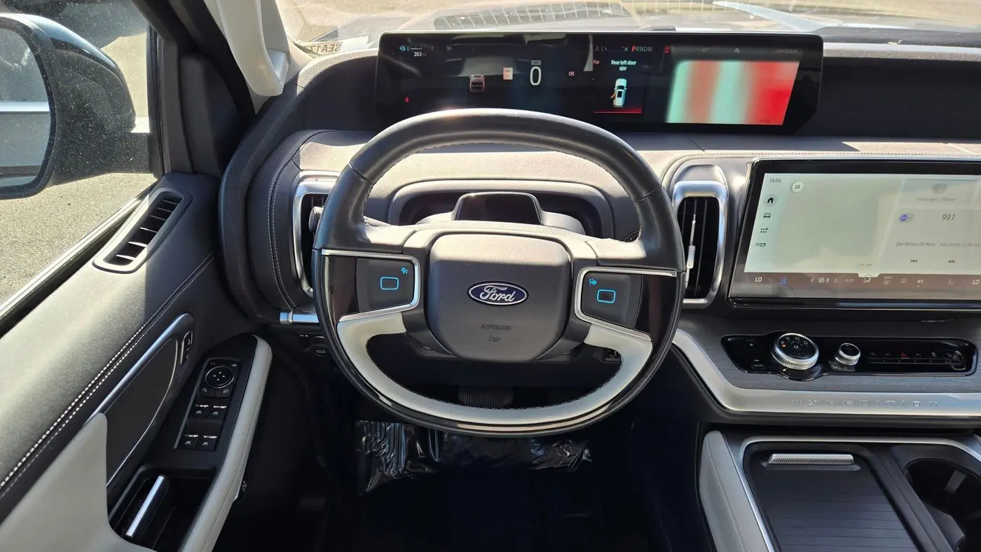 2025 Ford Expedition MAX Platinum