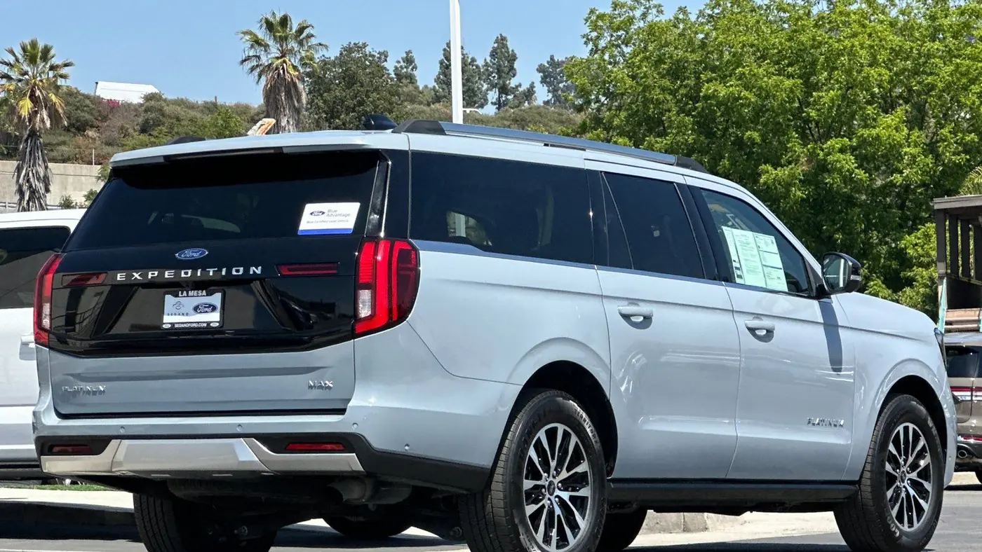 2025 Ford Expedition MAX Platinum