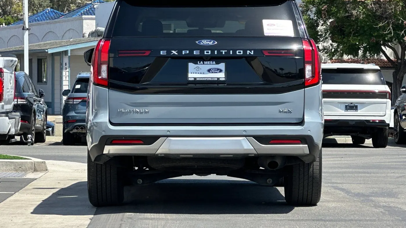 2025 Ford Expedition MAX Platinum