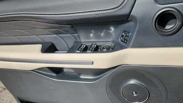 2024 Ford Expedition MAX Platinum