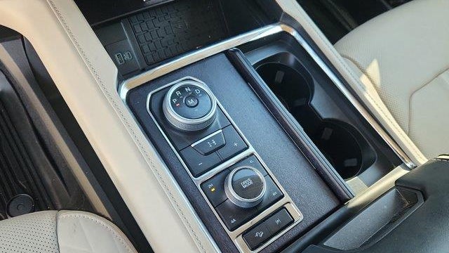 2024 Ford Expedition MAX Platinum