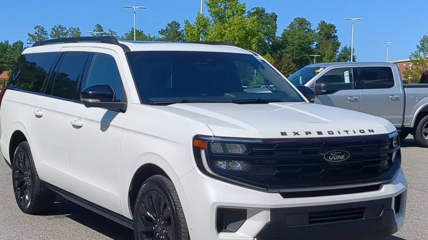 Preowned 2025 Ford Expedition MAX Platinum for Sale