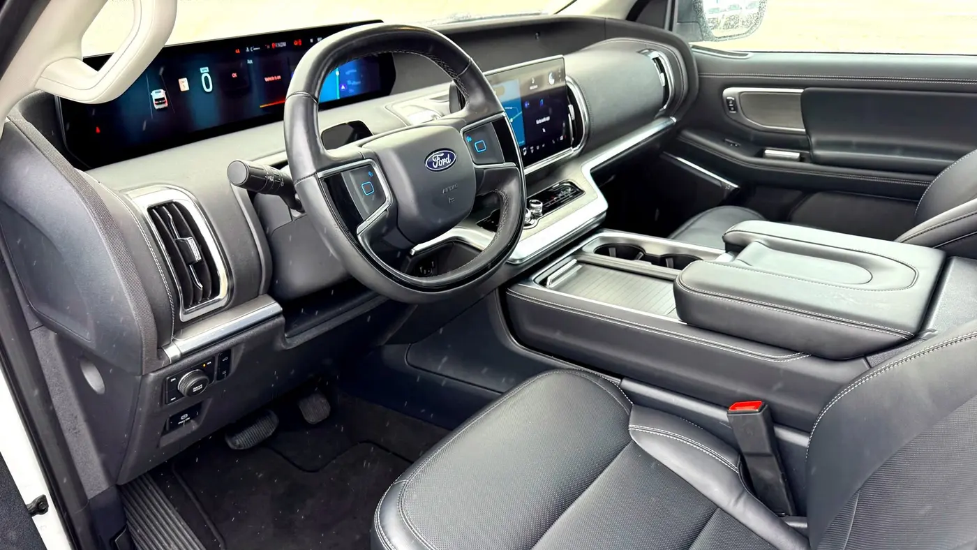 2025 Ford Expedition MAX Platinum