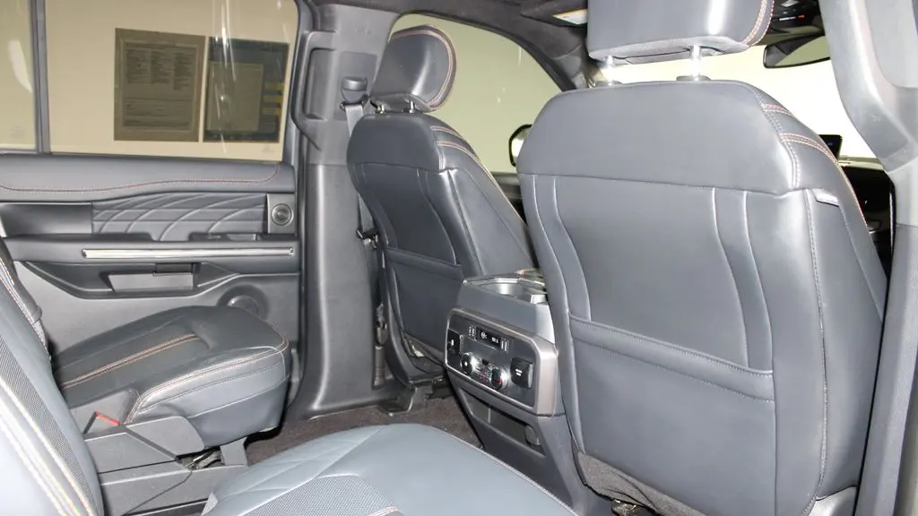 2023 Ford Expedition MAX Platinum
