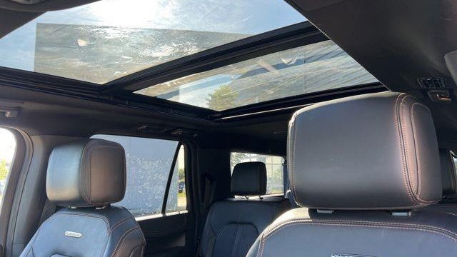 2023 Ford Expedition MAX Platinum