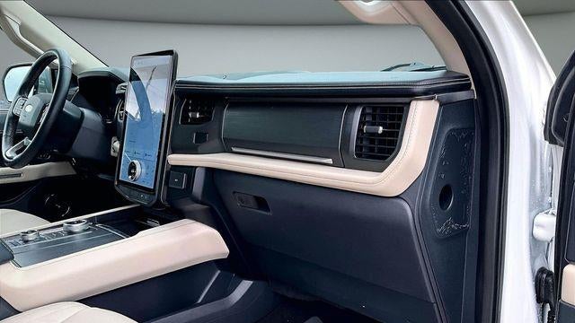 2023 Ford Expedition MAX Platinum